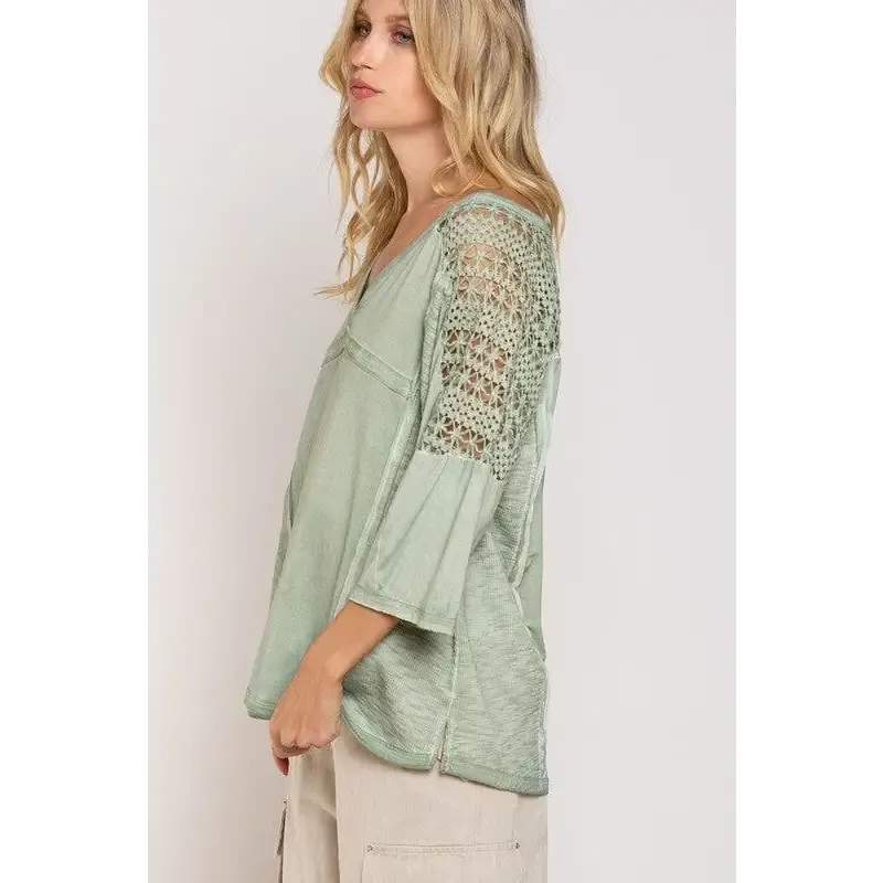 Feminine Boho Crochet Sleeve Top