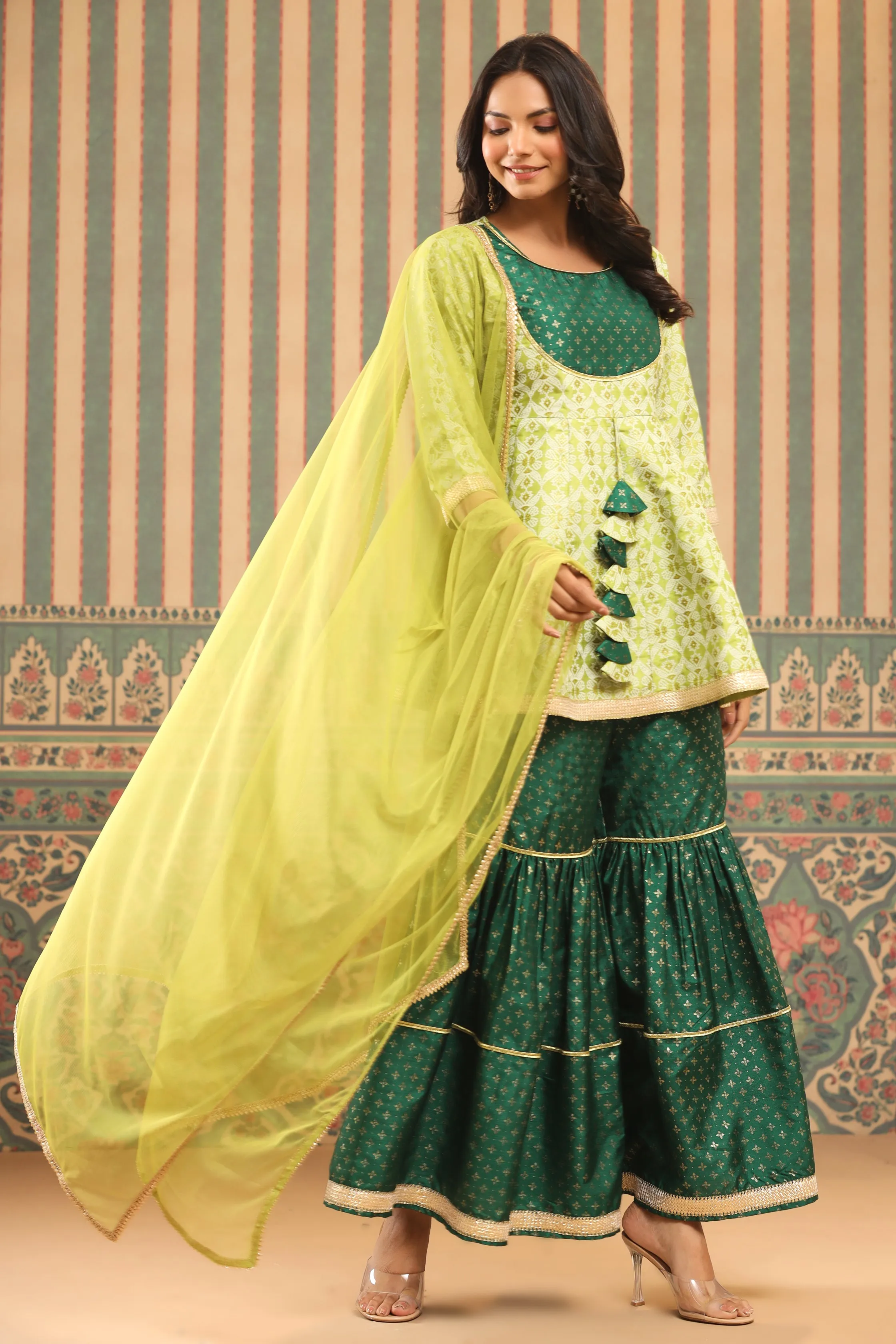 Green Shantoon Slub Printed Flared Kurta Sets