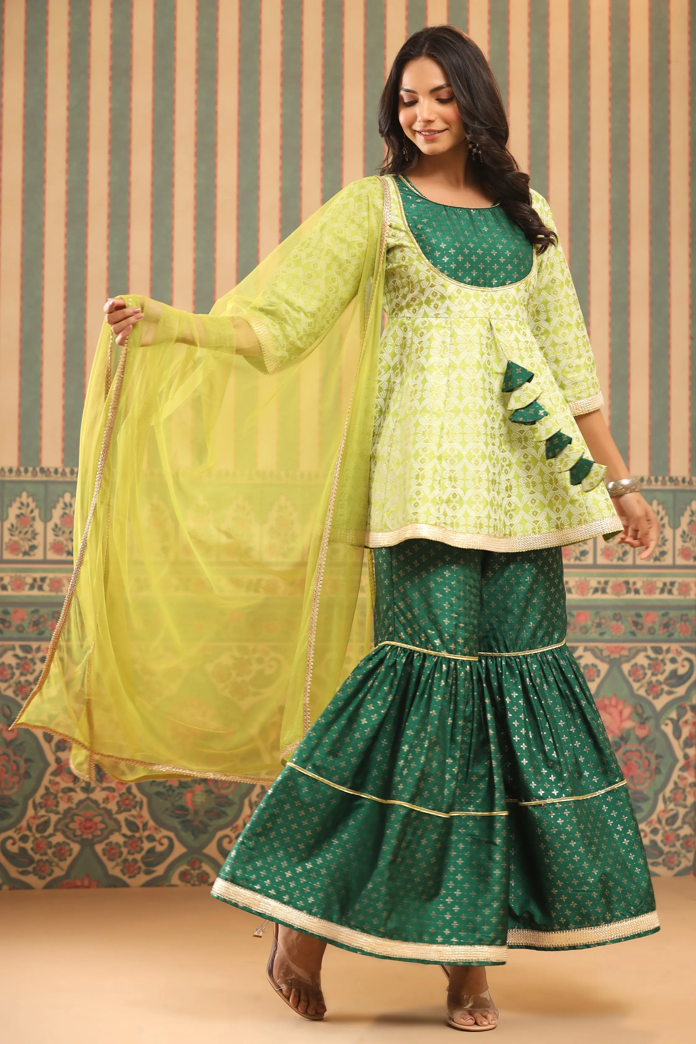 Green Shantoon Slub Printed Flared Kurta Sets