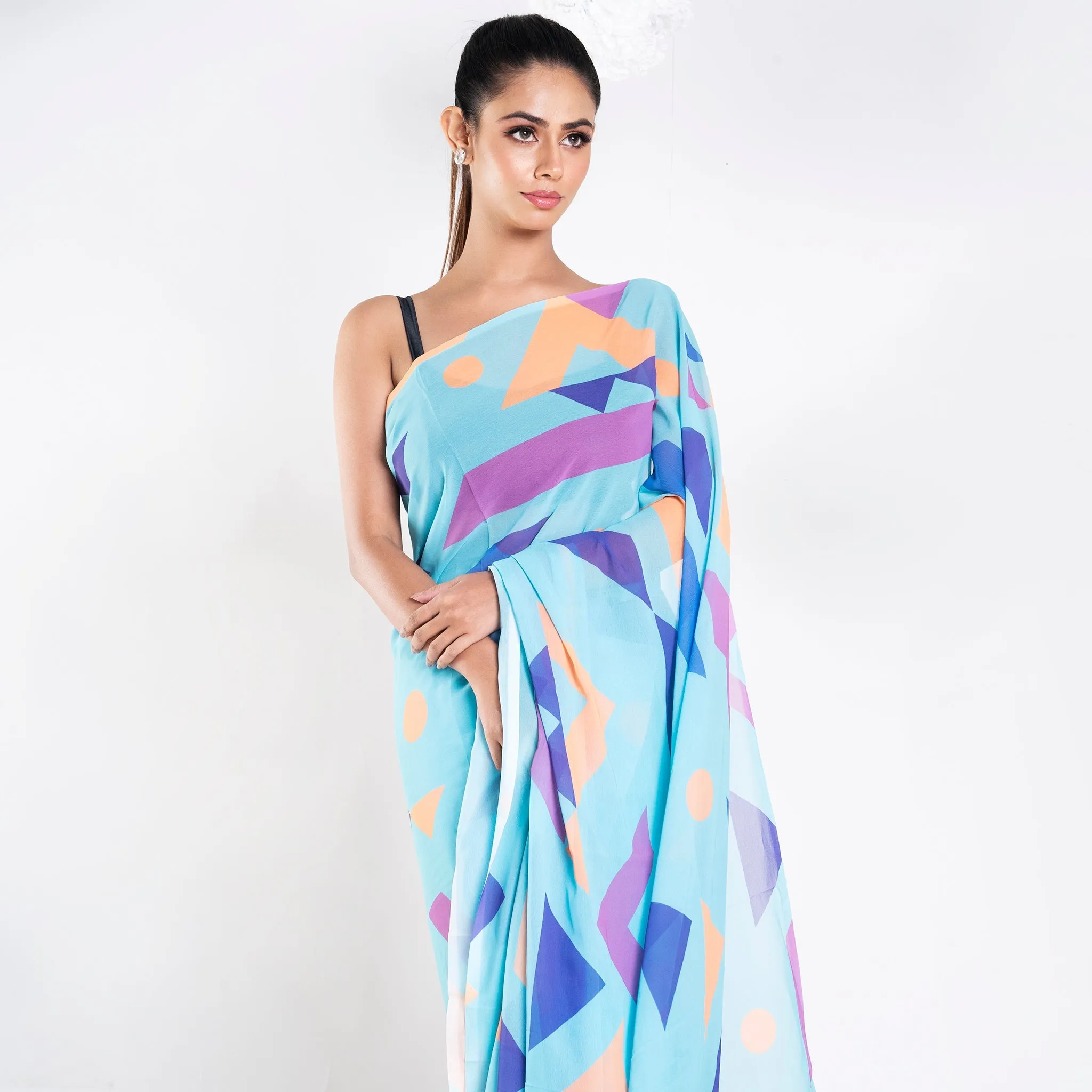 Women Carol Georgette Digital Printed Saree In Blue Color