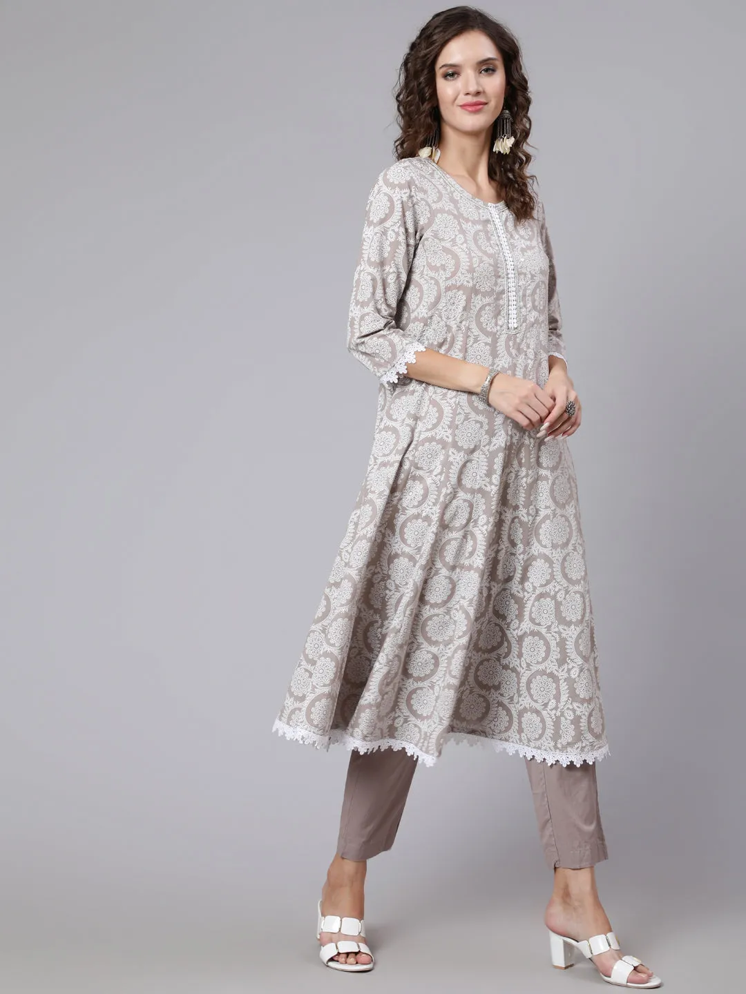 Women Grey Ethnic Printed Flared Kurta With Trouser And Dupatta