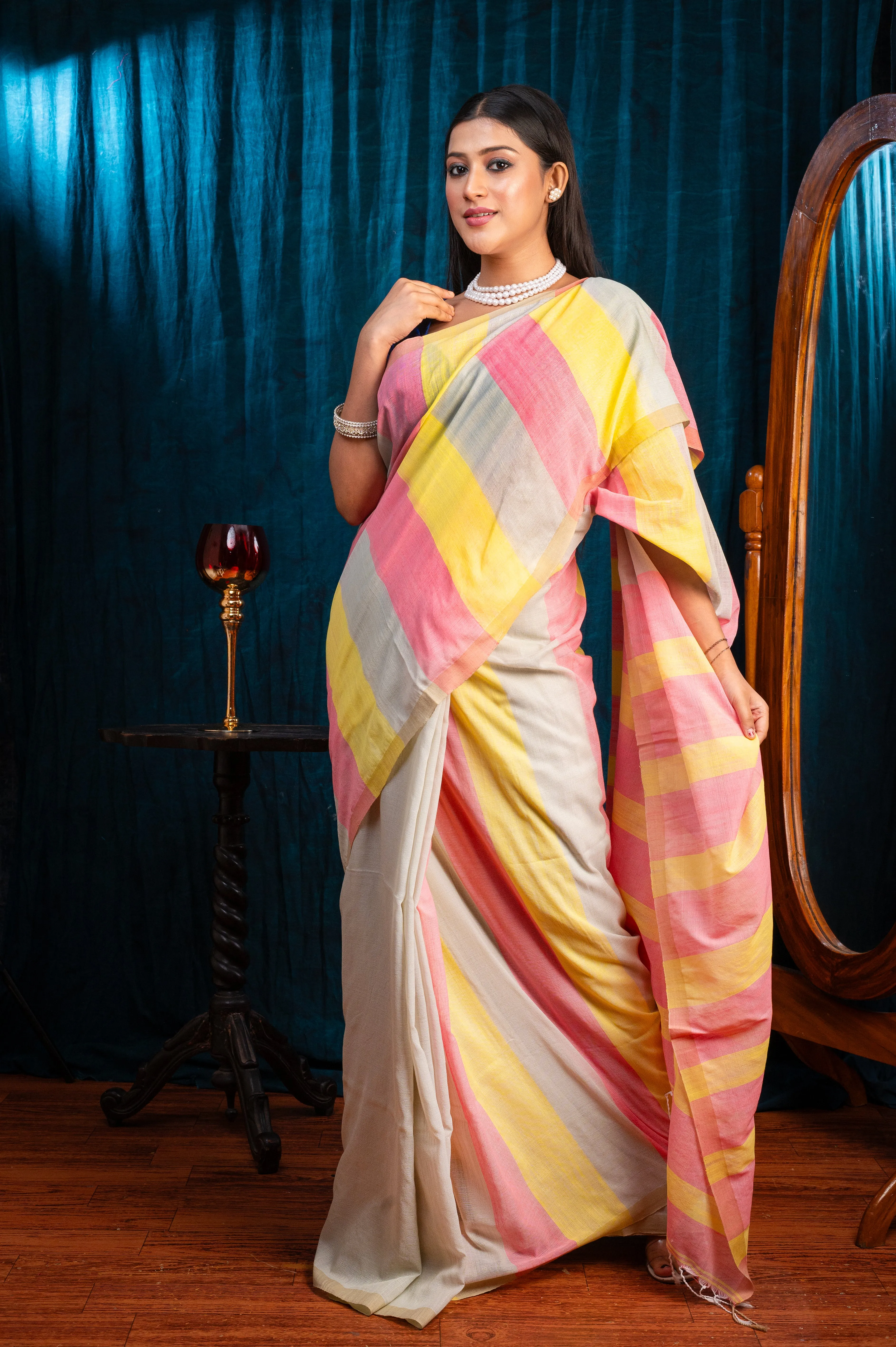 Women Multicolor Handloom Cotton Saree